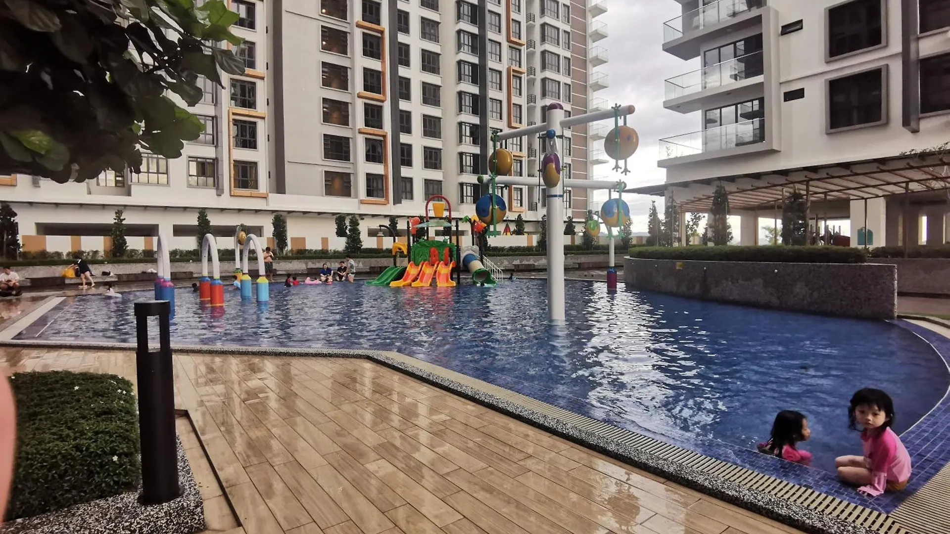 Apartment K Avenue B17 House Room Near Airport By Gc Kota Kinabalu