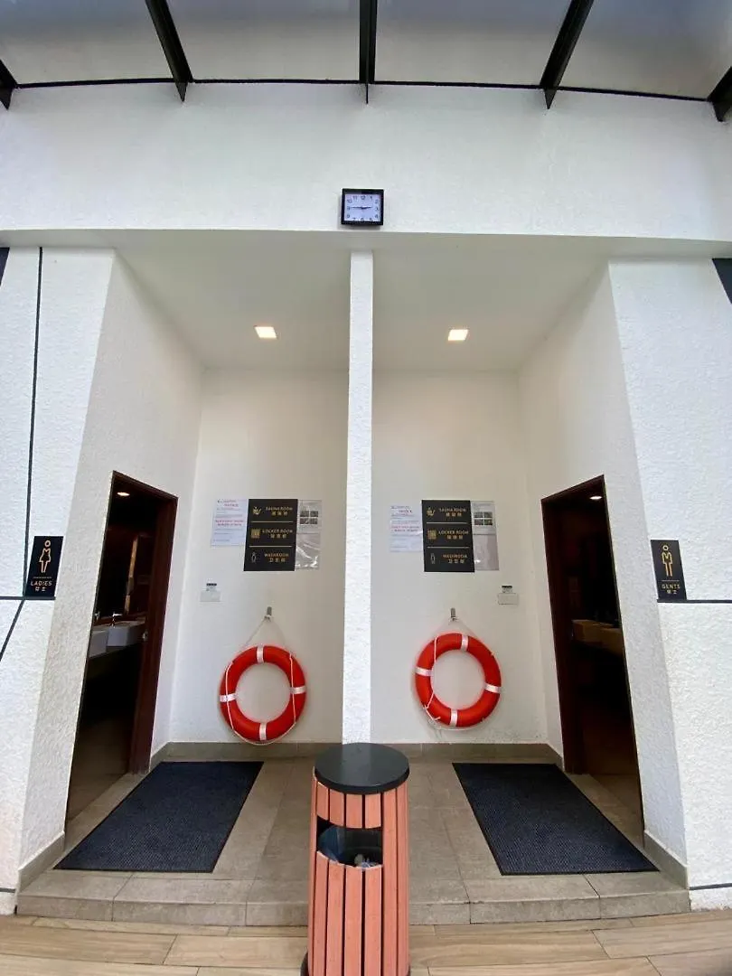 K Avenue B17 House Room Near Airport By Gc Kota Kinabalu Apartment